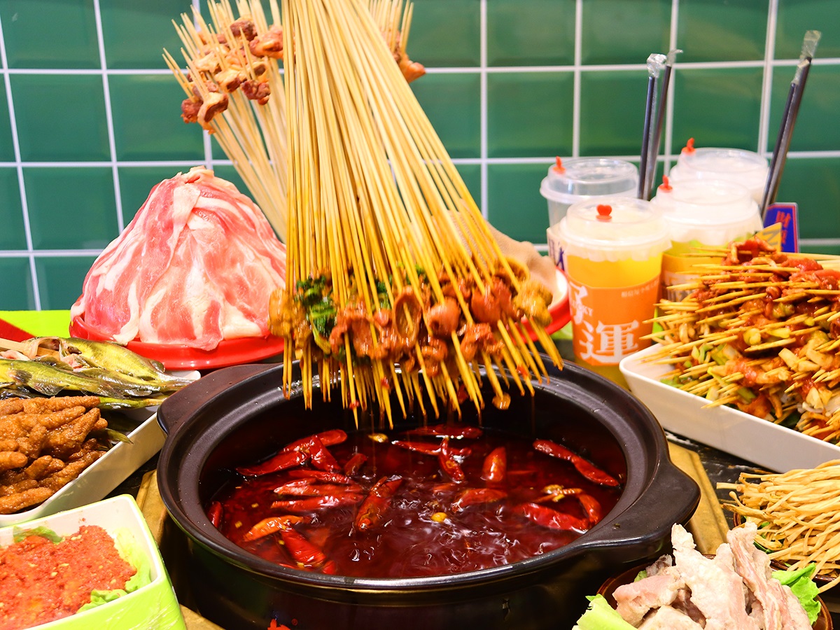 串串香加盟：餐饮店那些不可取的开业活动