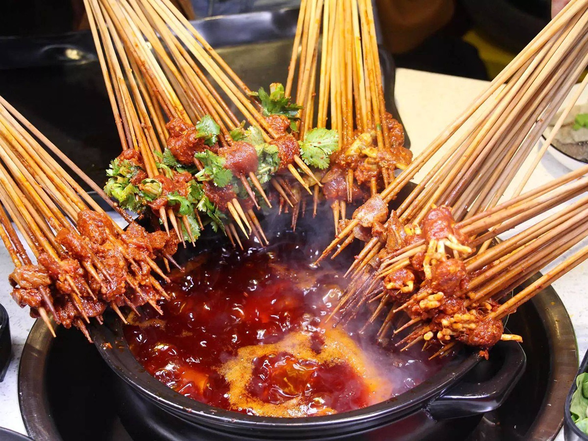 满足顾客这些需求，串串香加盟店才能越做越火